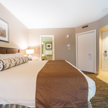 Horseshoe Valley Suites - The Azure Shanty Bay エクステリア 写真