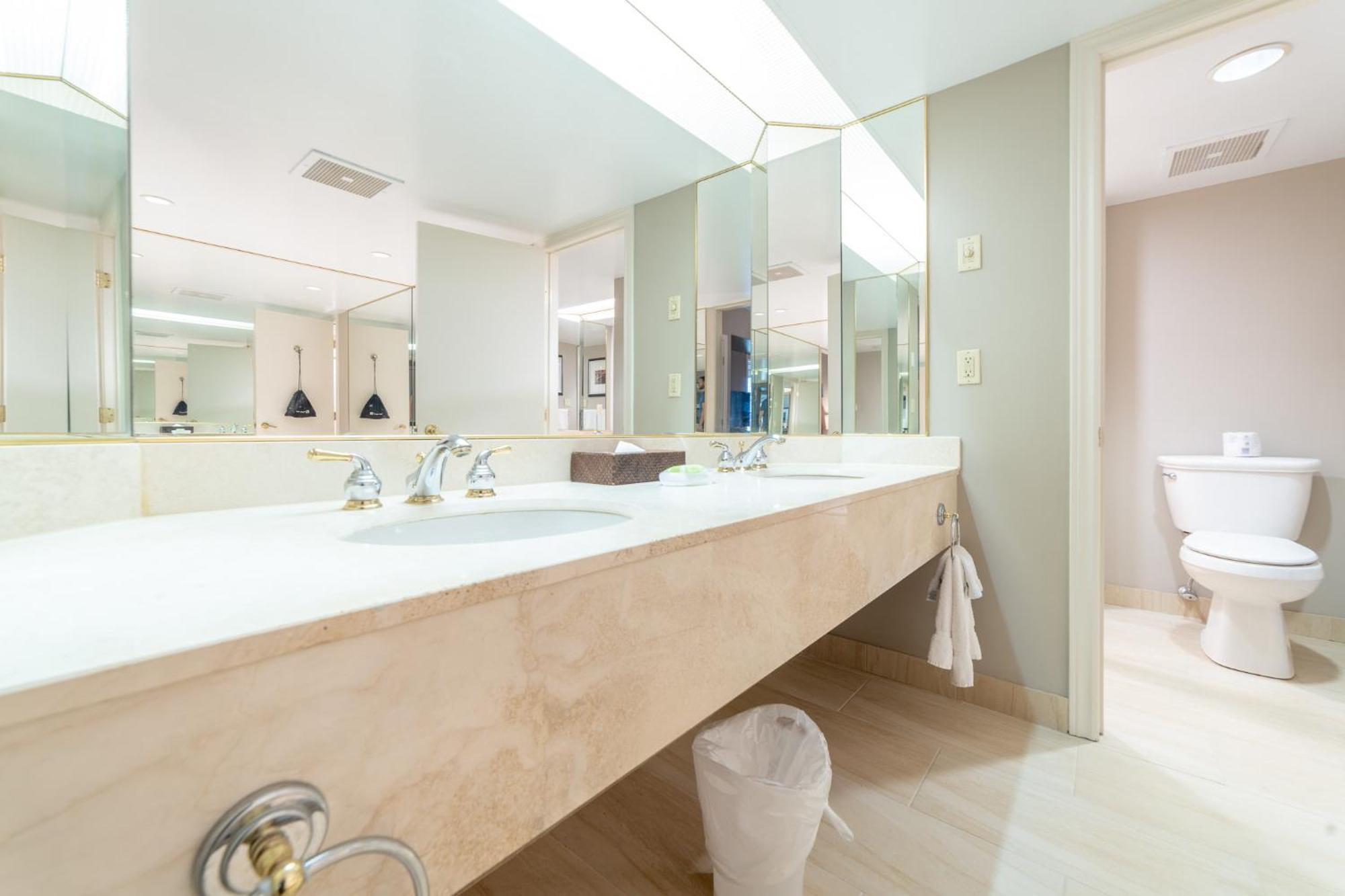 Horseshoe Valley Suites - The Azure Shanty Bay エクステリア 写真